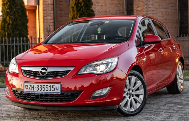 Opel Astra cena 26900 przebieg: 94000, rok produkcji 2010 z Radom małe 436